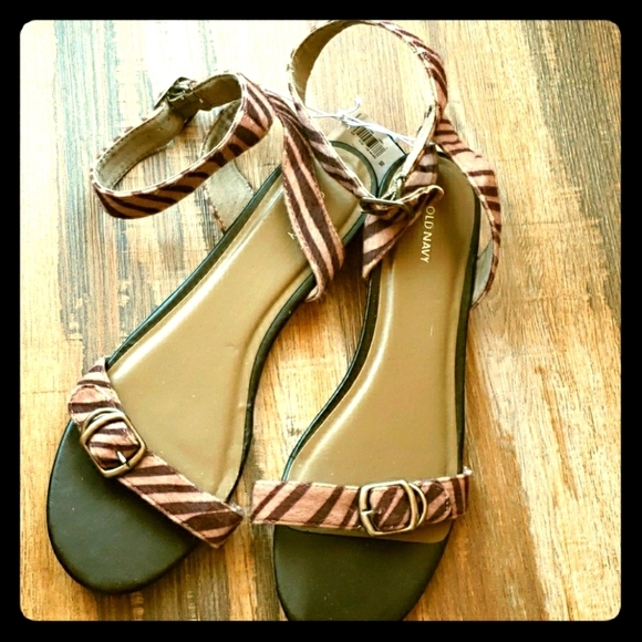 Old Navy Faux Brown Zebra Striped Sandals SZ 10 - Picture 1 of 3